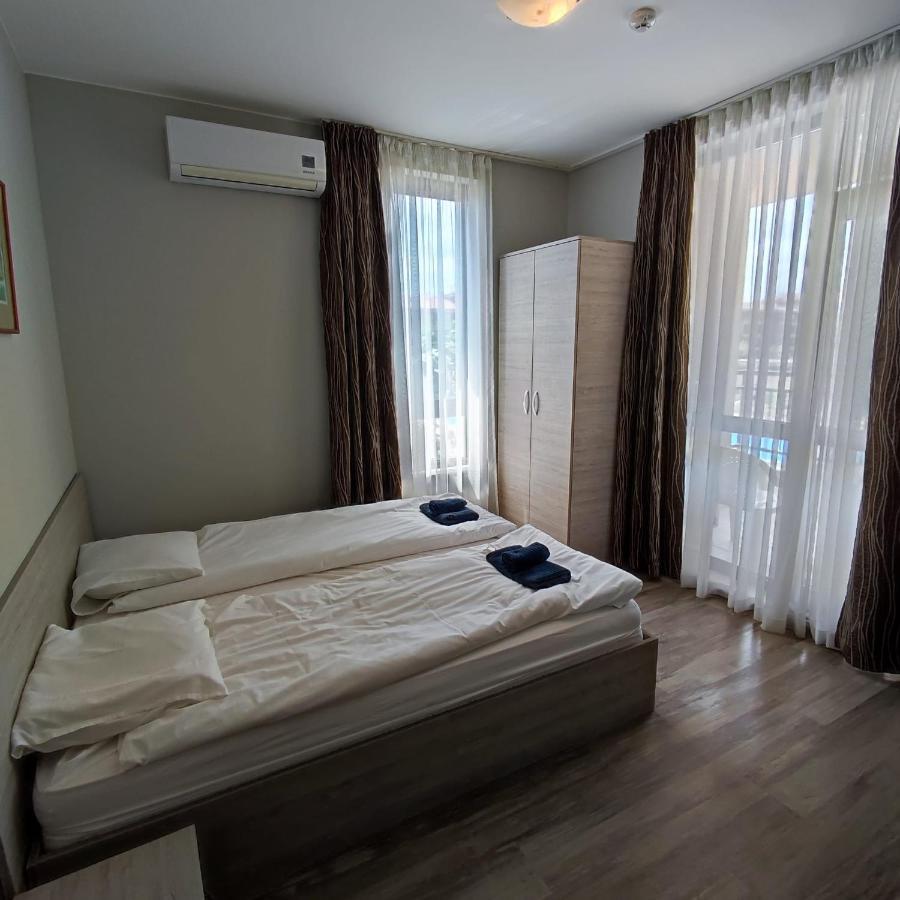 Sorrento Sole Mare - Apartments By The Beach Sveti Vlas Luaran gambar